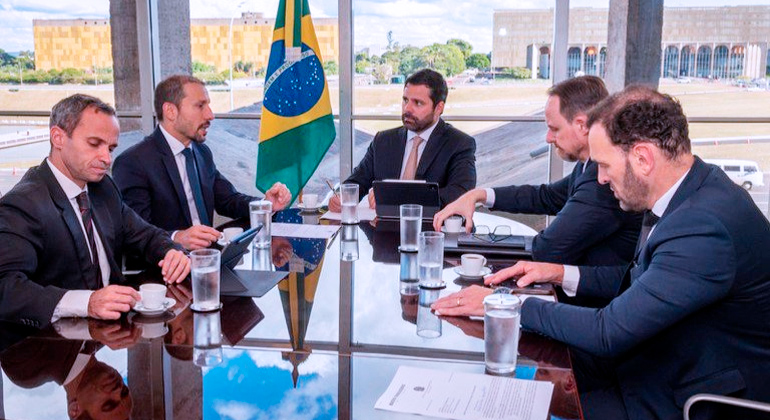 Polícia Federal receberá R$ 20 milhões para fiscalizar os CACs Polícia Federal receberá R$ 20 milhões para fiscalizar os CACs