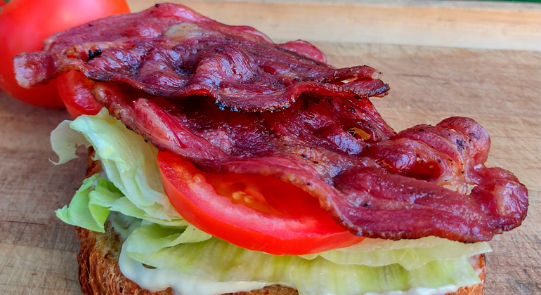 Receita Bacon Artesanal de Javali Defumado