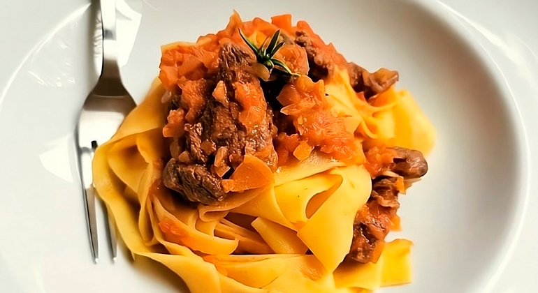 Receita do Carne de Javali: Tagliatelle à Moda Toscana